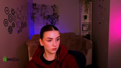 Emma online show from April 2026 01:41:02 PM