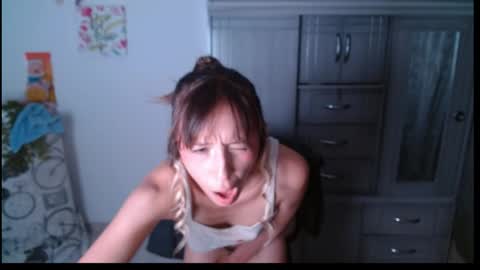 Snapshot of emma_jan_ chatting on May 2026 05:36:02 AM Emma jan online show from May 2026 05:36:02 AM
