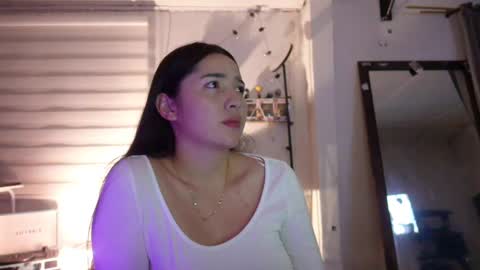 emma_johnson_ online show from December 2024 04:25:02 AM