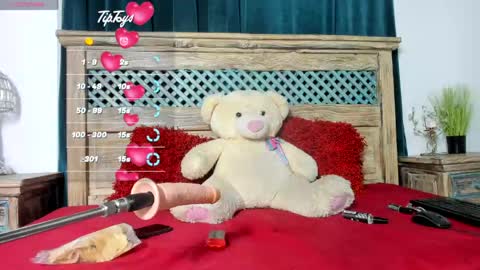 Emma Loaiza  online show from June 2026 03:30:02 AM