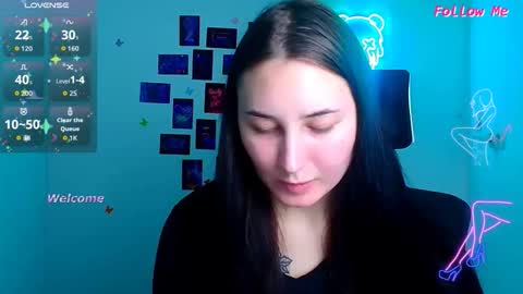 Emma online show from November 2025 12:06:01 PM