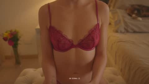emma_lu1 online show from June 2026 05:16:02 PM