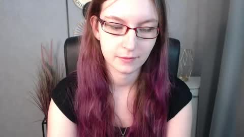 Snapshot of emma_lust94 chatting on January 2025 11:24:01 AM emma online show from January 2025 11:24:01 AM