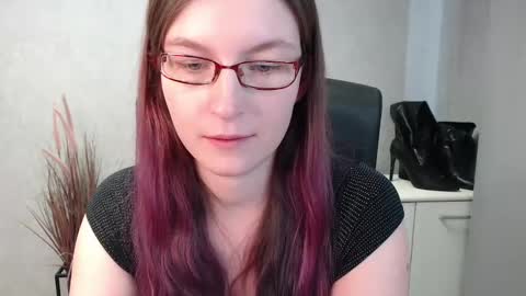 Snapshot of emma_lust94 chatting on February 2025 01:11:02 PM emma online show from February 2025 01:11:02 PM