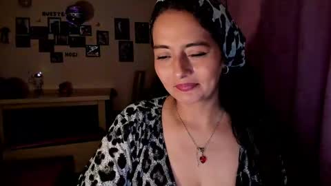  emma luxy online show from April 2026 04:46:01 AM