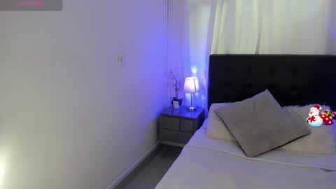 Im Emma online show from January 2026 07:06:01 PM