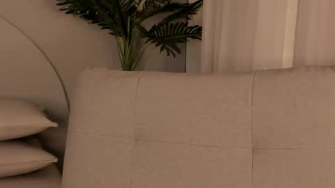 Emma Morgann online show from November 2025 11:09:02 AM