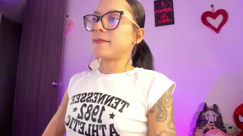 Snapshot of emma_rinaldi_ chatting on February 2026 12:42:02 AM Emma online show from February 2026 12:42:02 AM