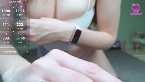 Snapshot of emma_stardust_ chatting on February 2026 04:01:02 AM Emma-milky-tits online show from February 2026 04:01:02 AM