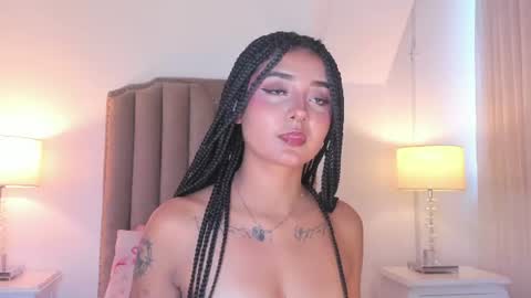 Snapshot of emma_torres__ chatting on June 2026 12:31:02 PM Ema online show from June 2026 12:31:02 PM