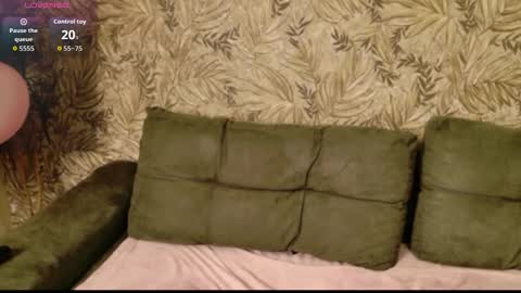 Snapshot of emma_tris chatting on February 2026 07:15:01 PM Emma online show from February 2026 07:15:01 PM