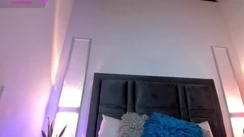 emma becket online show from February 2025 04:26:01 AM