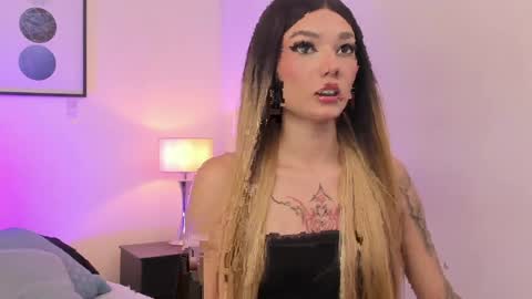 Emma  online show from April 2026 10:54:02 PM