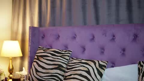  Emma  online show from December 2025 07:10:01 PM