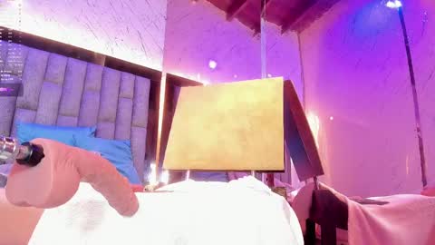 Emma Duque online show from March 2025 02:04:02 AM