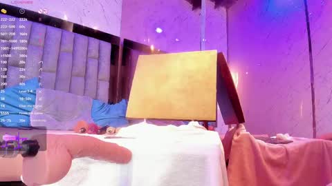 Emma Duque online show from March 2025 10:54:01 PM