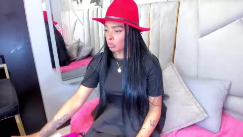 Snapshot of emmaebony_ chatting on September 2025 10:20:01 AM emmaebony_ online show from September 2025 10:20:01 AM