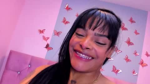 Snapshot of emmaebony_ chatting on February 2026 04:24:02 PM emmaebony_ online show from February 2026 04:24:02 PM