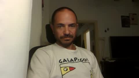 Ariel online show from October 2025 03:27:02 AM