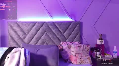  Emma  online show from November 2025 04:05:01 AM