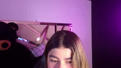 Snapshot of emmalee_a chatting on February 2025 10:39:02 AM Emma online show from February 2025 10:39:02 AM