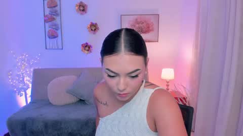 EMMA  online show from May 2026 07:31:01 PM