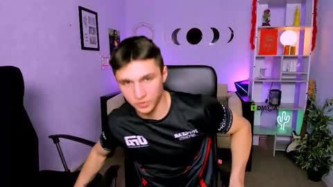 Snapshot of emmanuel_shine chatting on February 2026 01:08:02 PM Emmi online show from February 2026 01:08:02 PM