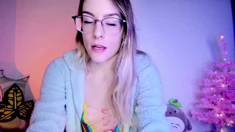 RH-NEGATIVE GREEN-EYED BAELIEN online show from December 2024 01:26:02 AM