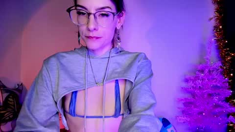 RH-NEGATIVE GREEN-EYED BAELIEN online show from January 2025 05:26:02 PM