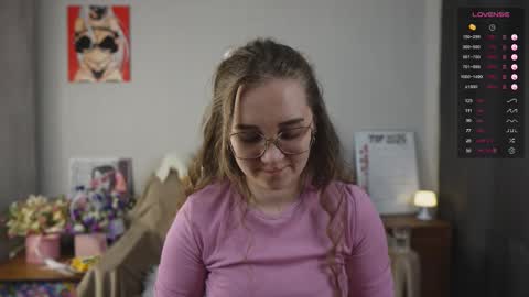 Mia online show from March 2026 07:06:02 PM