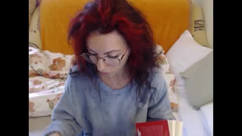 Snapshot of emmatoo95 chatting on October 2025 08:55:02 AM Emmatoo online show from October 2025 08:55:02 AM