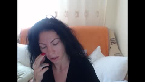 Snapshot of emmatoo95 chatting on October 2025 08:57:02 AM Emmatoo online show from October 2025 08:57:02 AM
