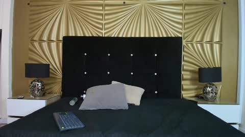 Emmily keller online show from March 2026 01:33:01 PM