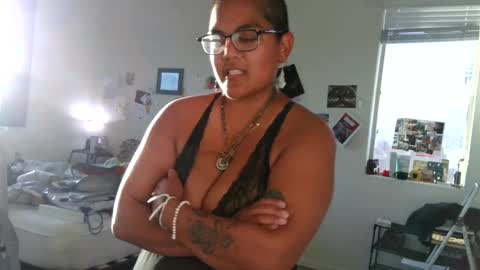 Snapshot of emmmers48 chatting on February 2025 12:37:01 AM Emms online show from February 2025 12:37:01 AM