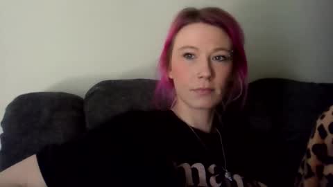 Snapshot of emmwarr1514 chatting on February 2026 04:44:01 PM emmwarr1514 online show from February 2026 04:44:01 PM