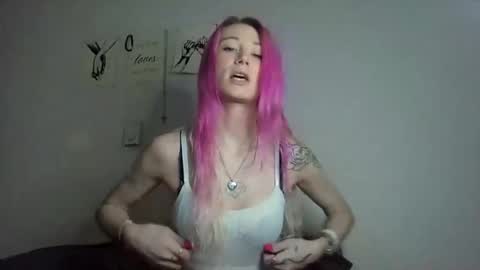 Snapshot of emmwarr1514 chatting on February 2026 03:41:02 PM emmwarr1514 online show from February 2026 03:41:02 PM