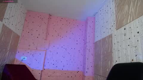 emmy_durant online show from October 2025 08:10:01 PM