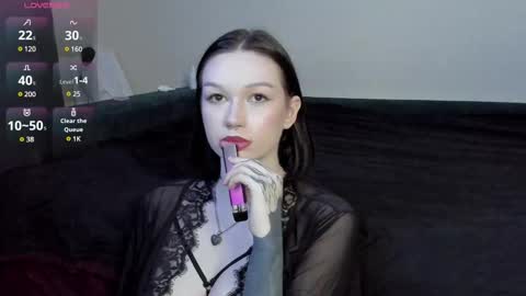 Snapshot of emmy_m00n chatting on February 2025 12:25:02 PM Emily Johny online show from February 2025 12:25:02 PM