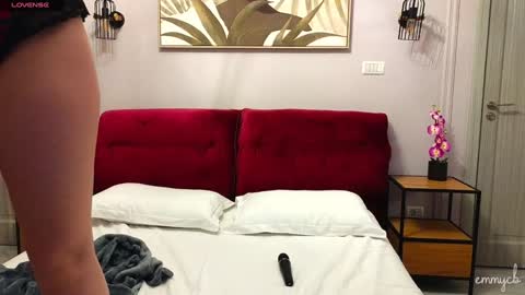 Em online show from December 2024 07:26:02 PM