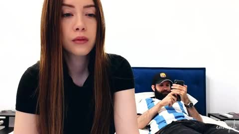 Em online show from May 2026 11:32:01 PM