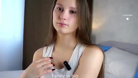 Emmy online show from October 2025 01:17:02 AM