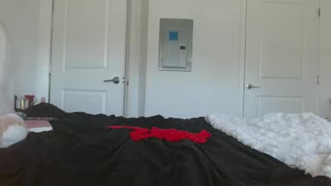 Emori Splash online show from January 2026 07:05:02 PM