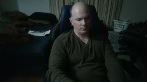 Snapshot of emsguy1 chatting on January 2025 04:36:01 AM Matt online show from January 2025 04:36:01 AM