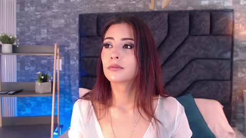 Emy   online show from May 2026 08:07:02 PM