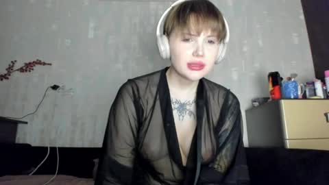 emydeliro online show from May 2026 08:36:02 PM