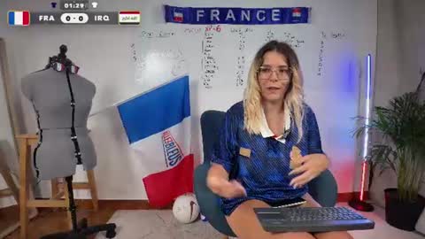 Snapshot of emylana chatting on June 2026 09:01:02 PM EmyLana online show from June 2026 09:01:02 PM