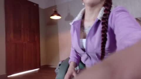 Engel online show from September 2025 12:30:01 PM