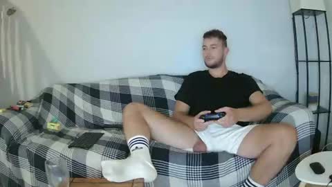 Englishladxxx online show from June 2026 08:51:01 PM
