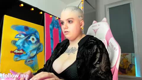 Snapshot of enigmastella chatting on December 2025 11:07:01 AM enigmastella online show from December 2025 11:07:01 AM