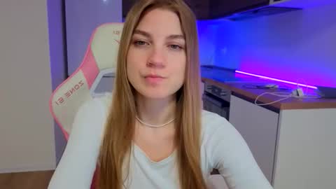 enjoyeverymoment_ online show from April 2026 07:26:01 PM